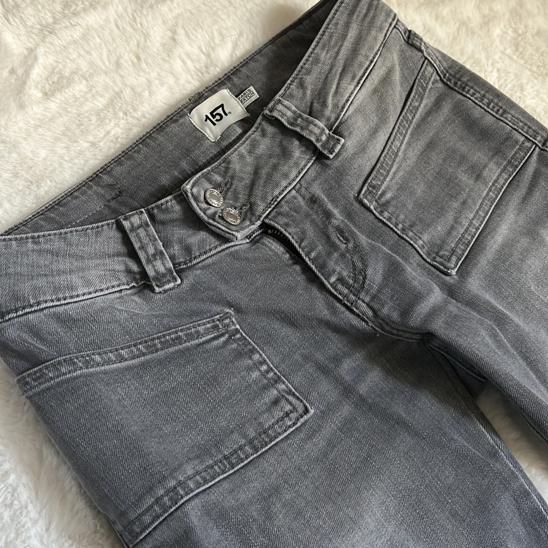 Grå jeans med bootcut - 3