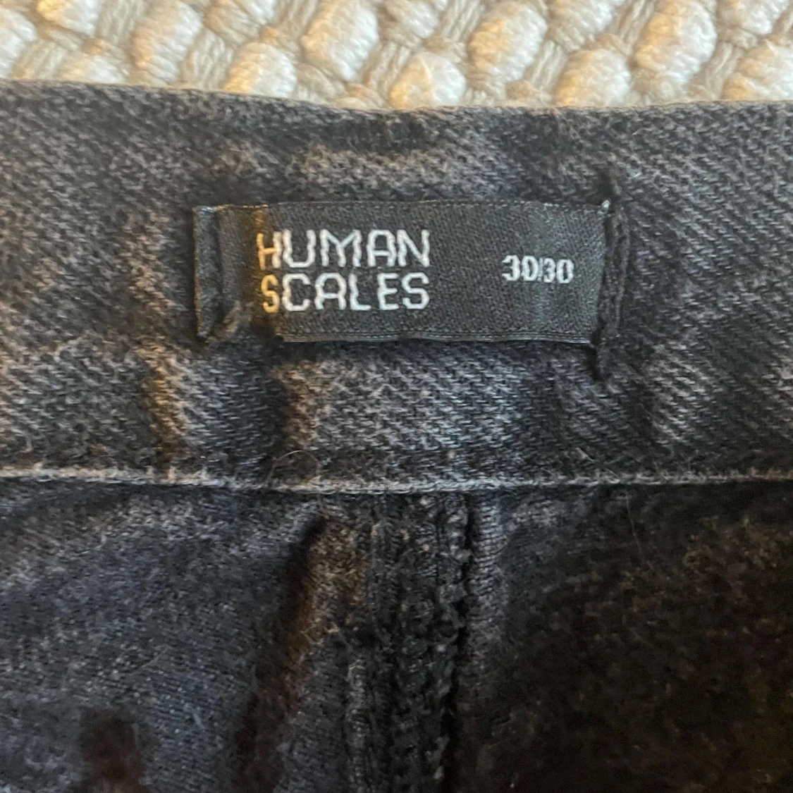 Svarta jeans från Human Scales - 3