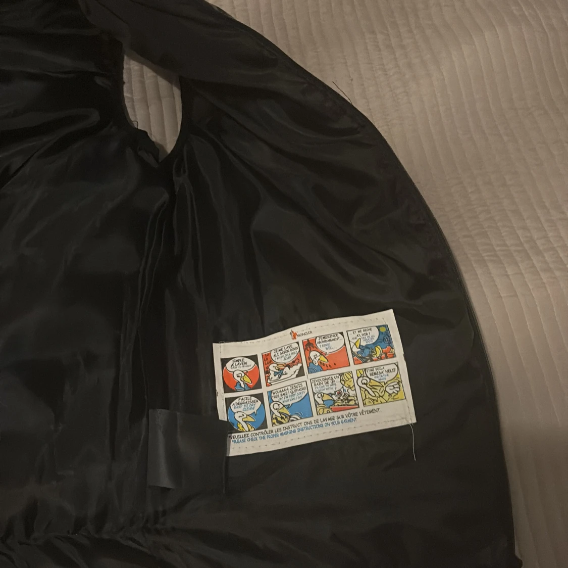 Svart dunväst från Moncler - 2