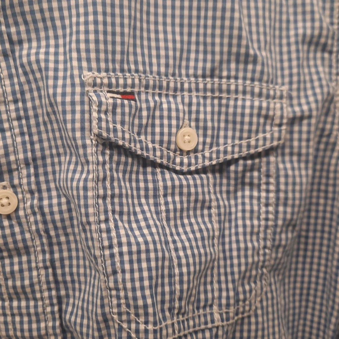Blå och vit rutig skjorta från Tommy Hilfiger - 3