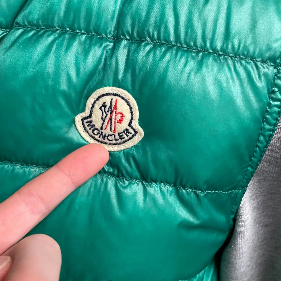 Grön dunväst från Moncler - 1