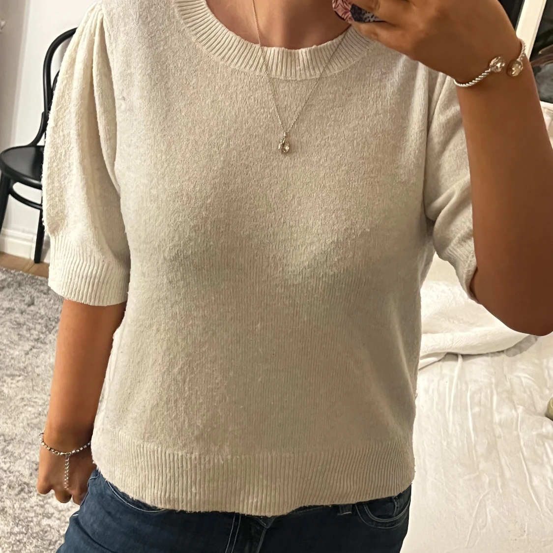 Kortärmad stickad tröja - 1