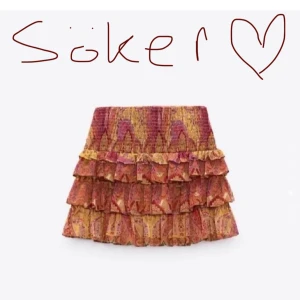 Zara volang kjol - Jag SÖKER denna kjol från zara i storlek xs till rimligt pris!💕 är det någon som kan tänka sig att sälja är det bara att höra av sig!