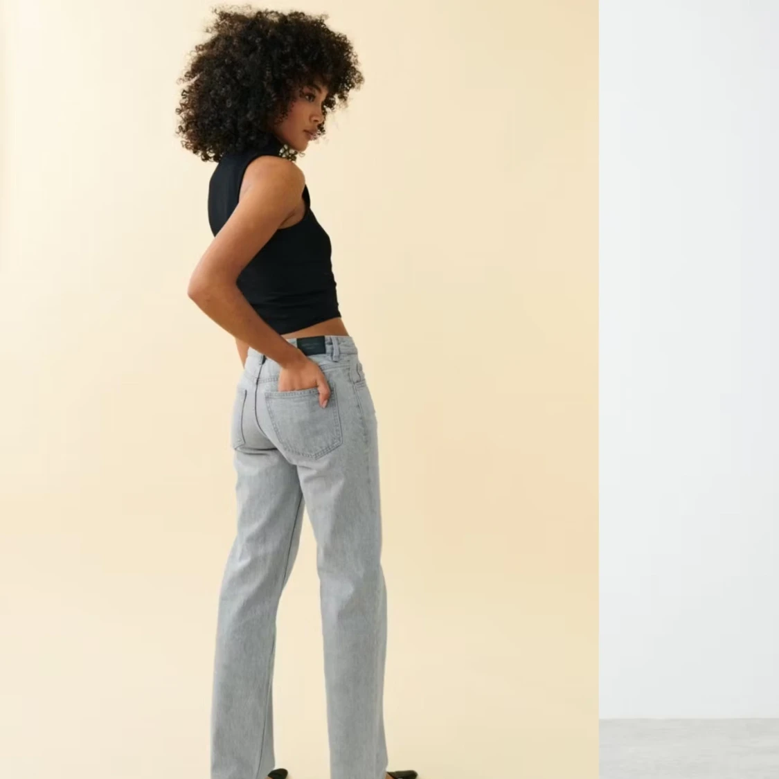 Ljusgråa jeans från Gina tricot - 1