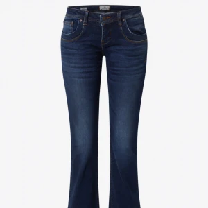 Ltb jeans  - Ltb jeans i modellen Valerie. Storlek W27 L36.
