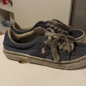 Ralph lauren skor - Ett par Ralph lauren skor använda några gånger