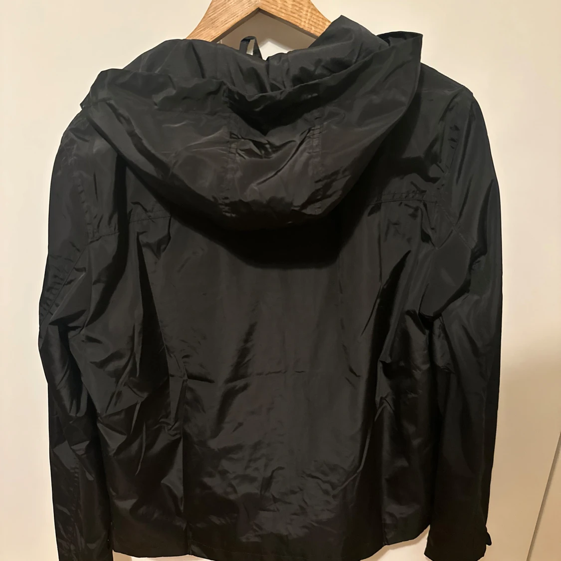 Svart jacka från Prada - 91