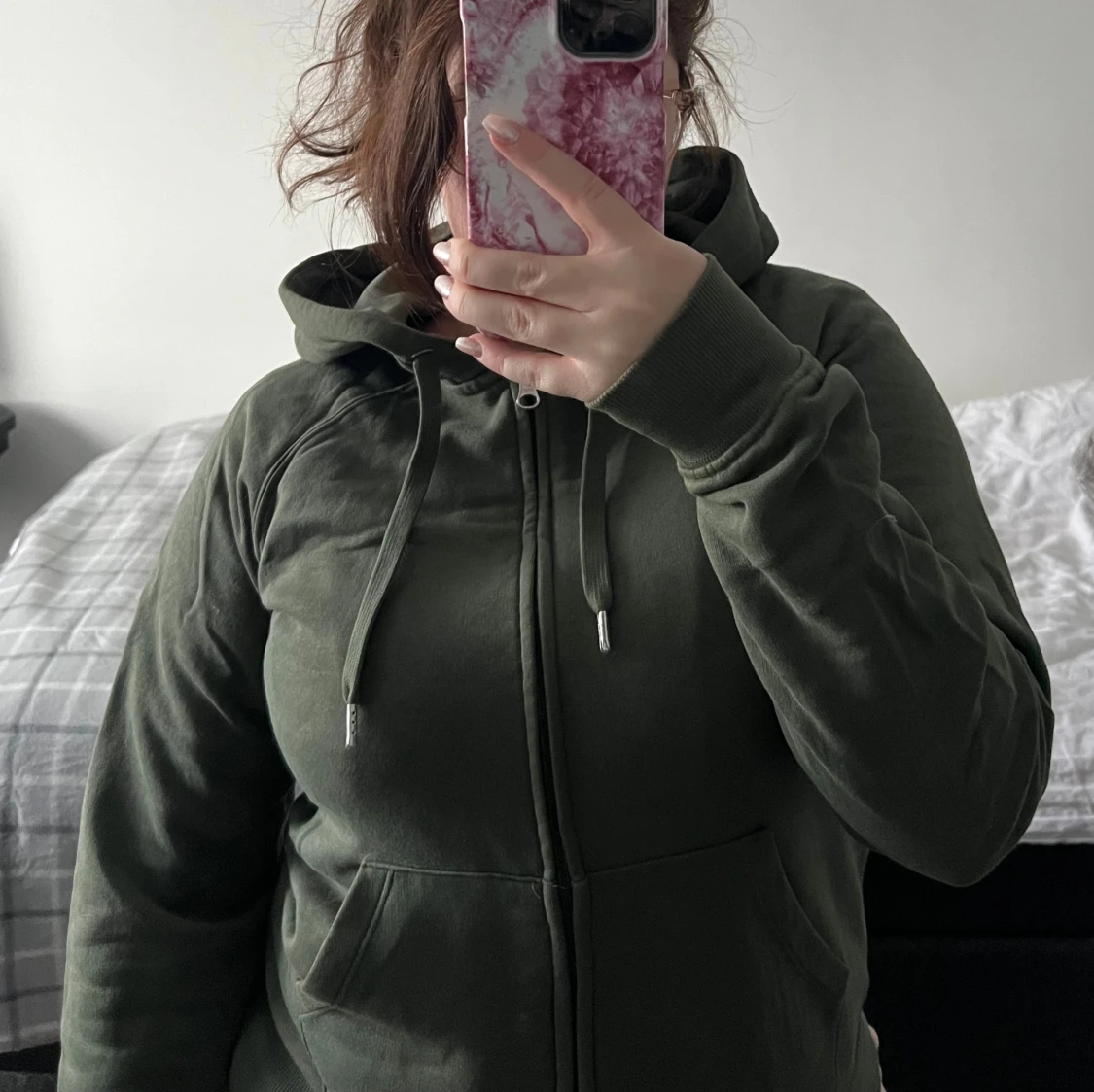 Grön hoodie med dragkedja