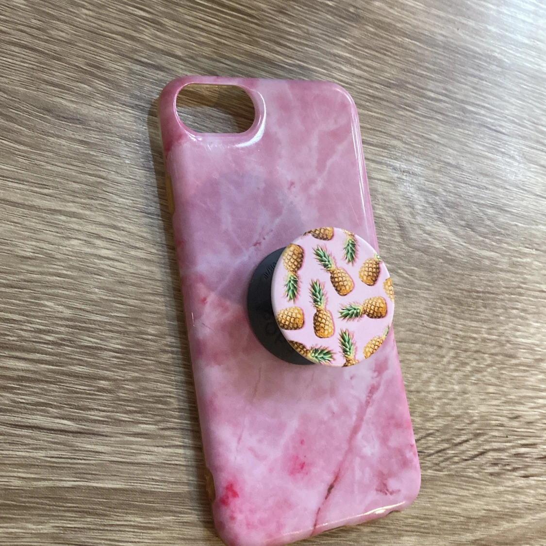 Rosa mobilskal med ananaspopsocket - 90