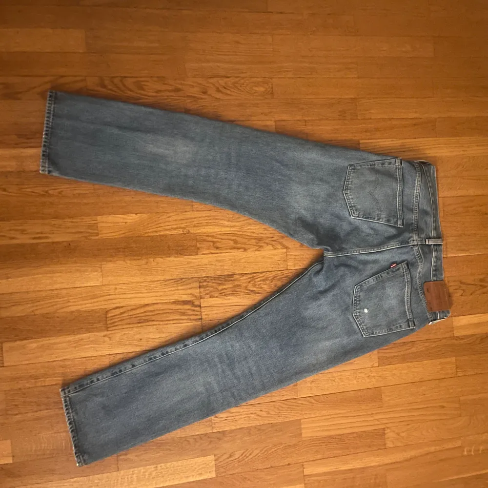 Bra skick, 32/30, Skriv om fler frågor. Jeans & Byxor.