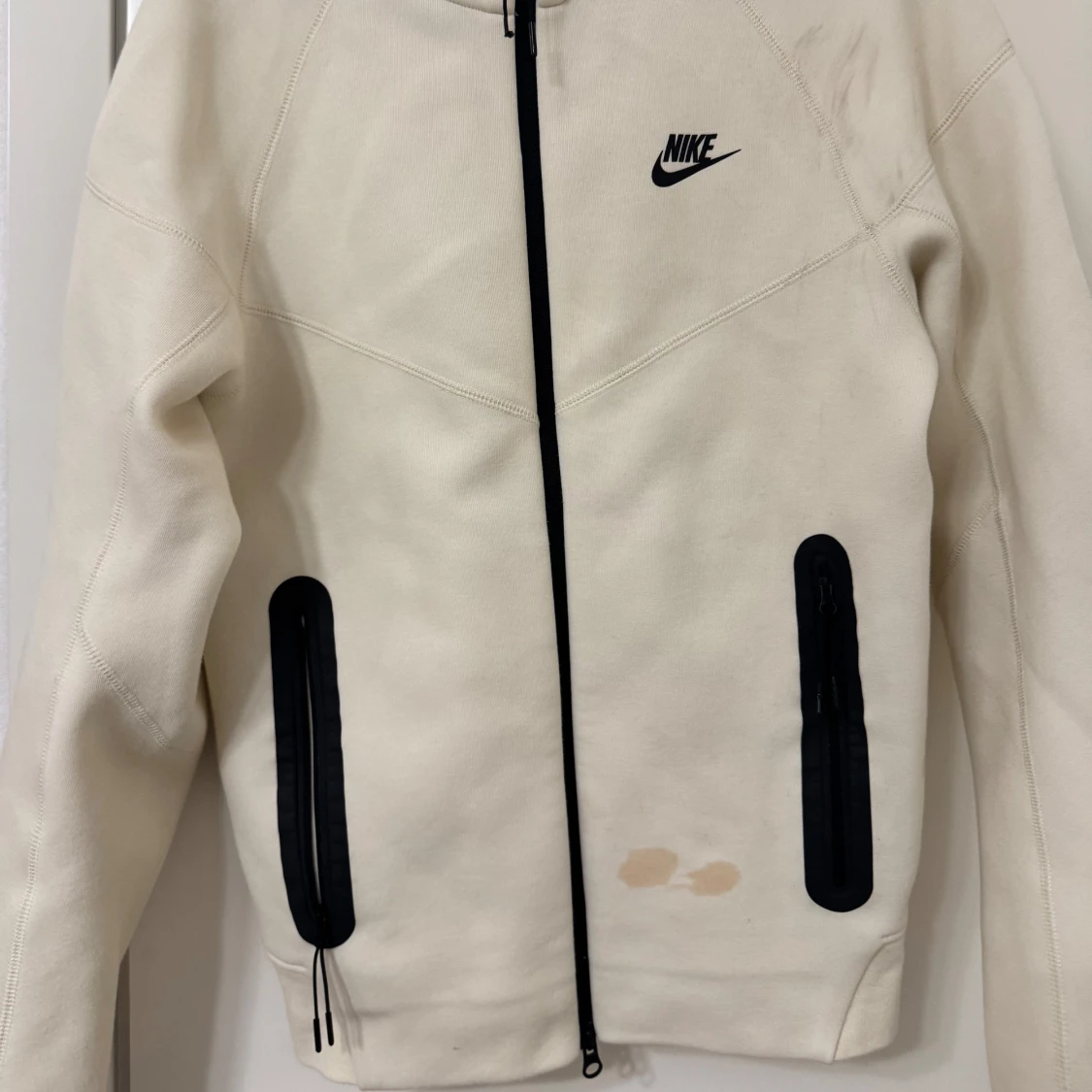 Vit kofta från Nike