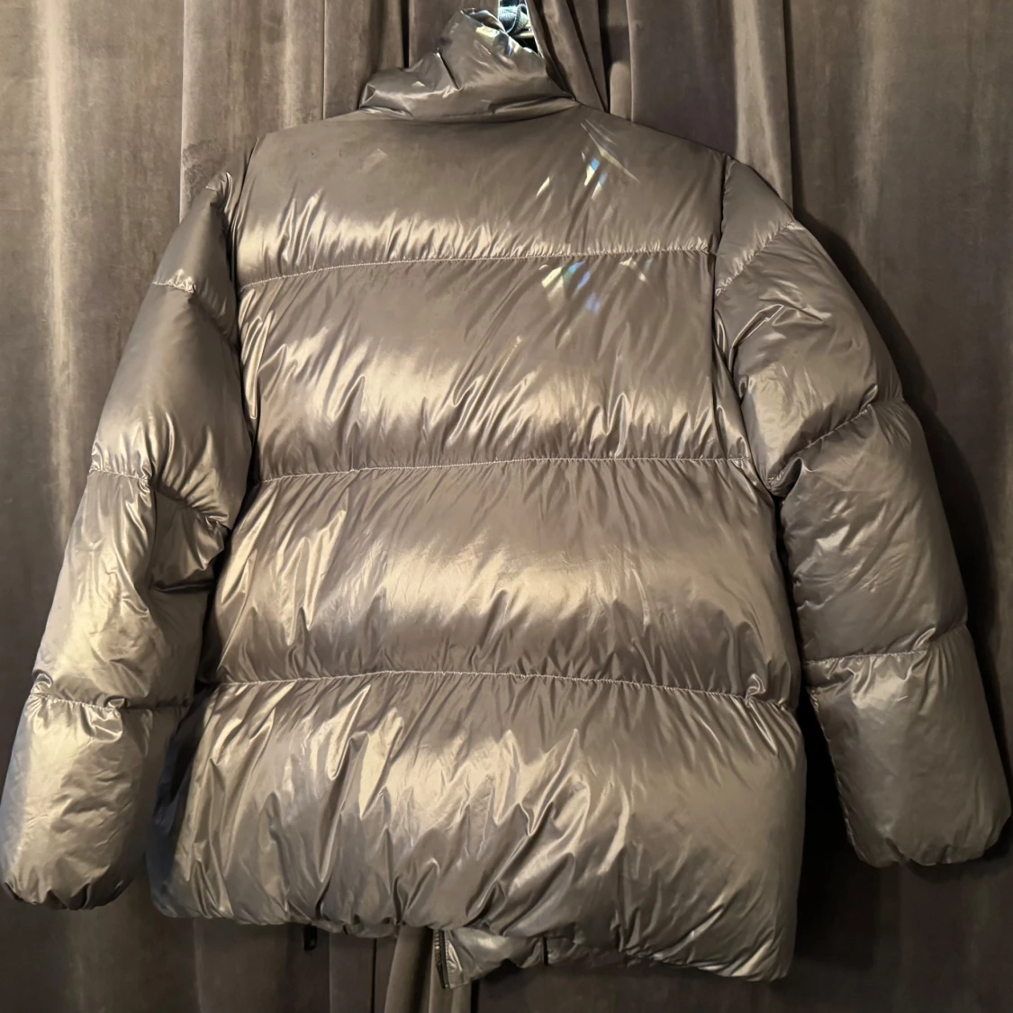 Massimo Dutti Grå pufferjacka  - 90