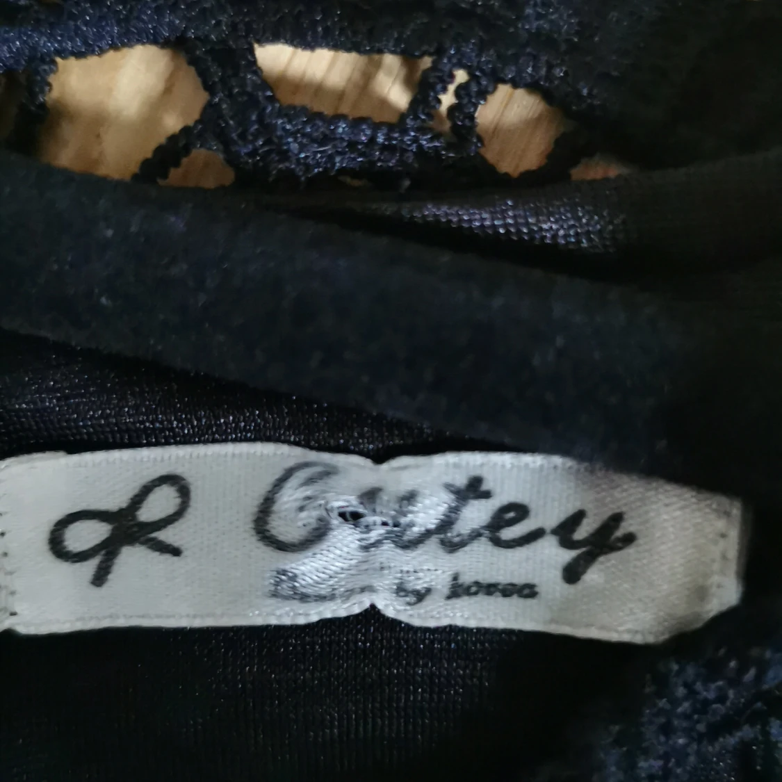 Svart spetslinne från Cutey - 59