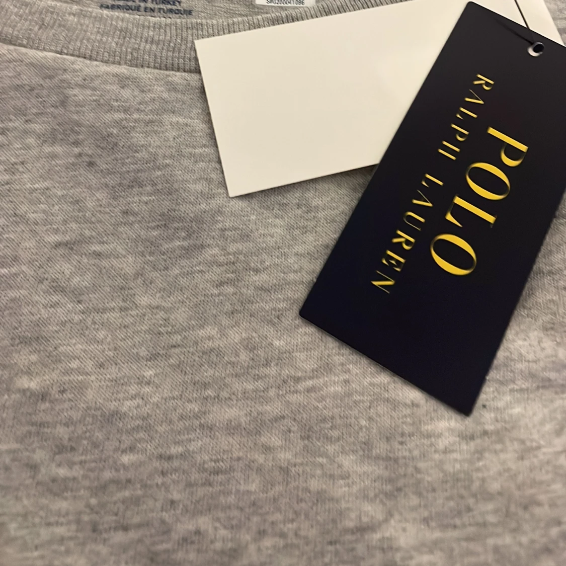 Grå t-shirt från Ralph Lauren - 90