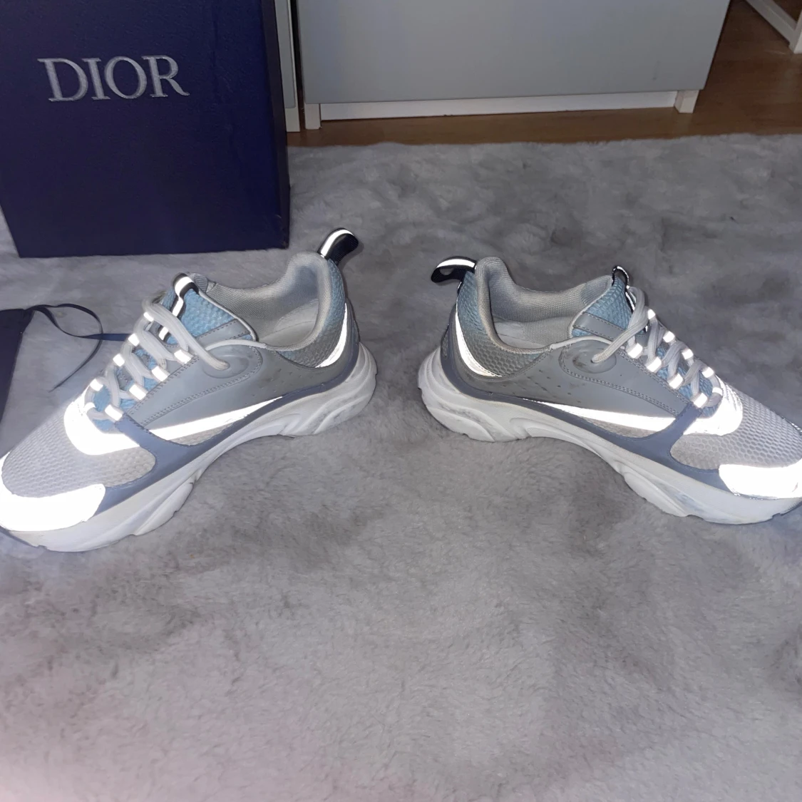 Dior b22 - 90