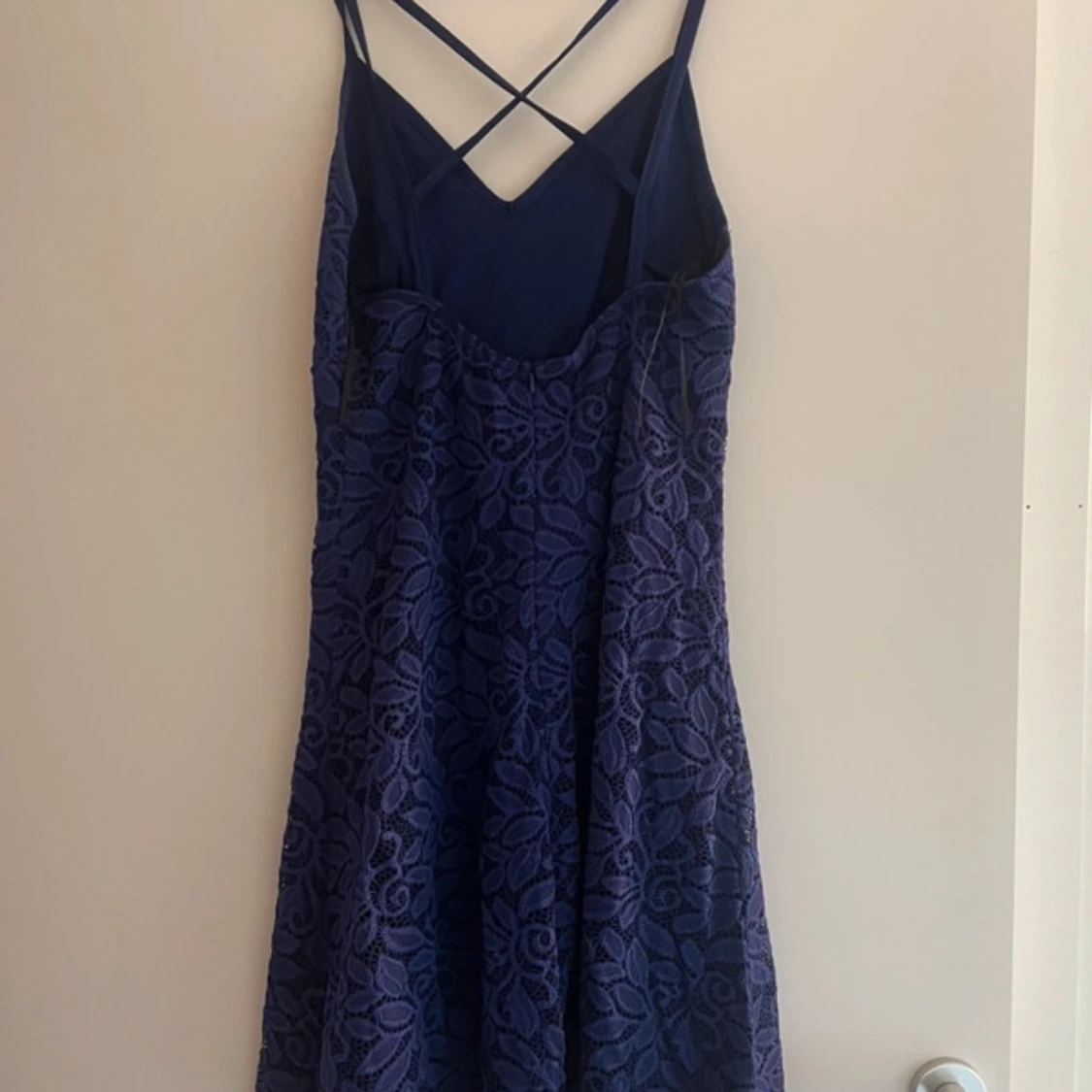 Blå spetsklänning från Body Flirt - 91