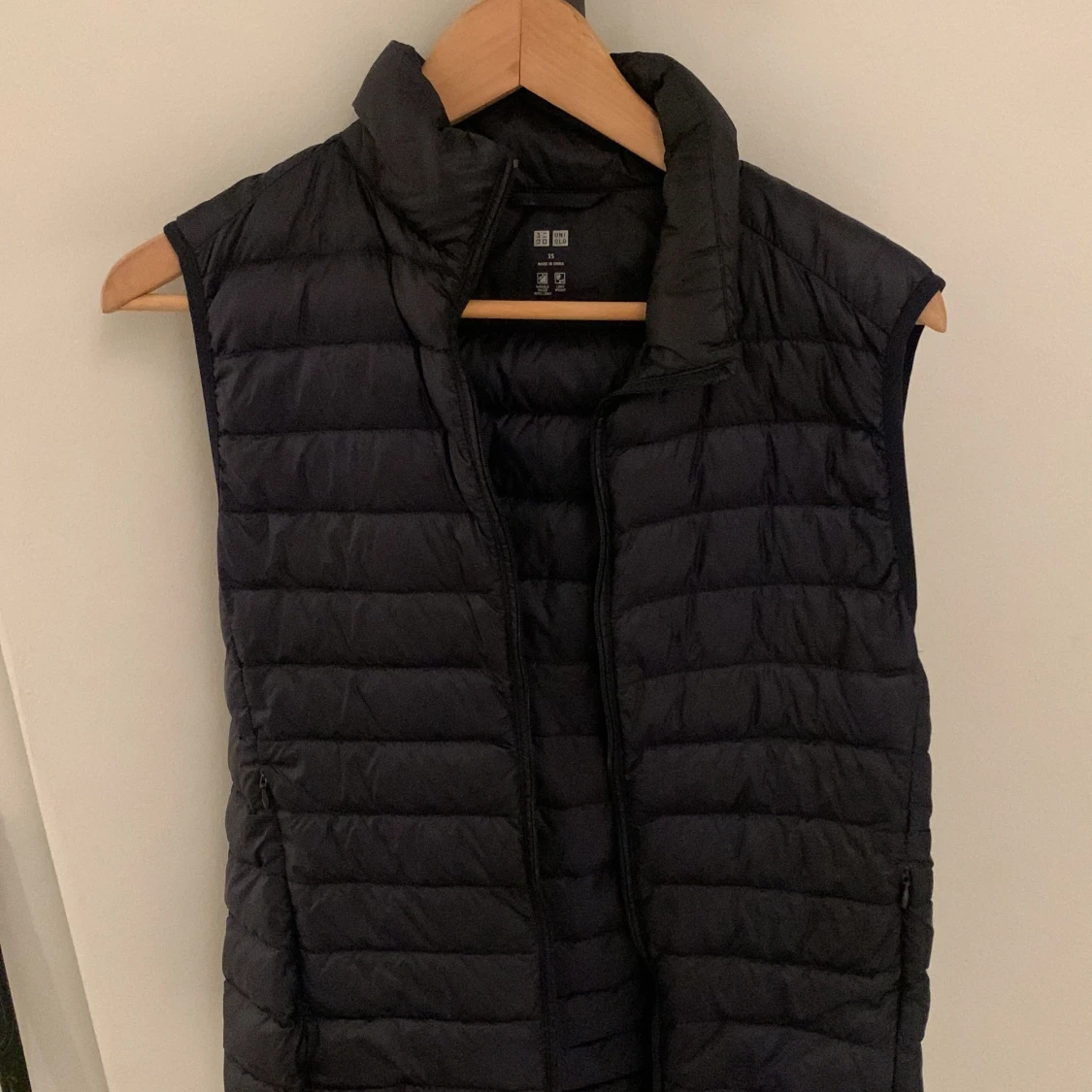 Svart dunväst från Uniqlo - 91