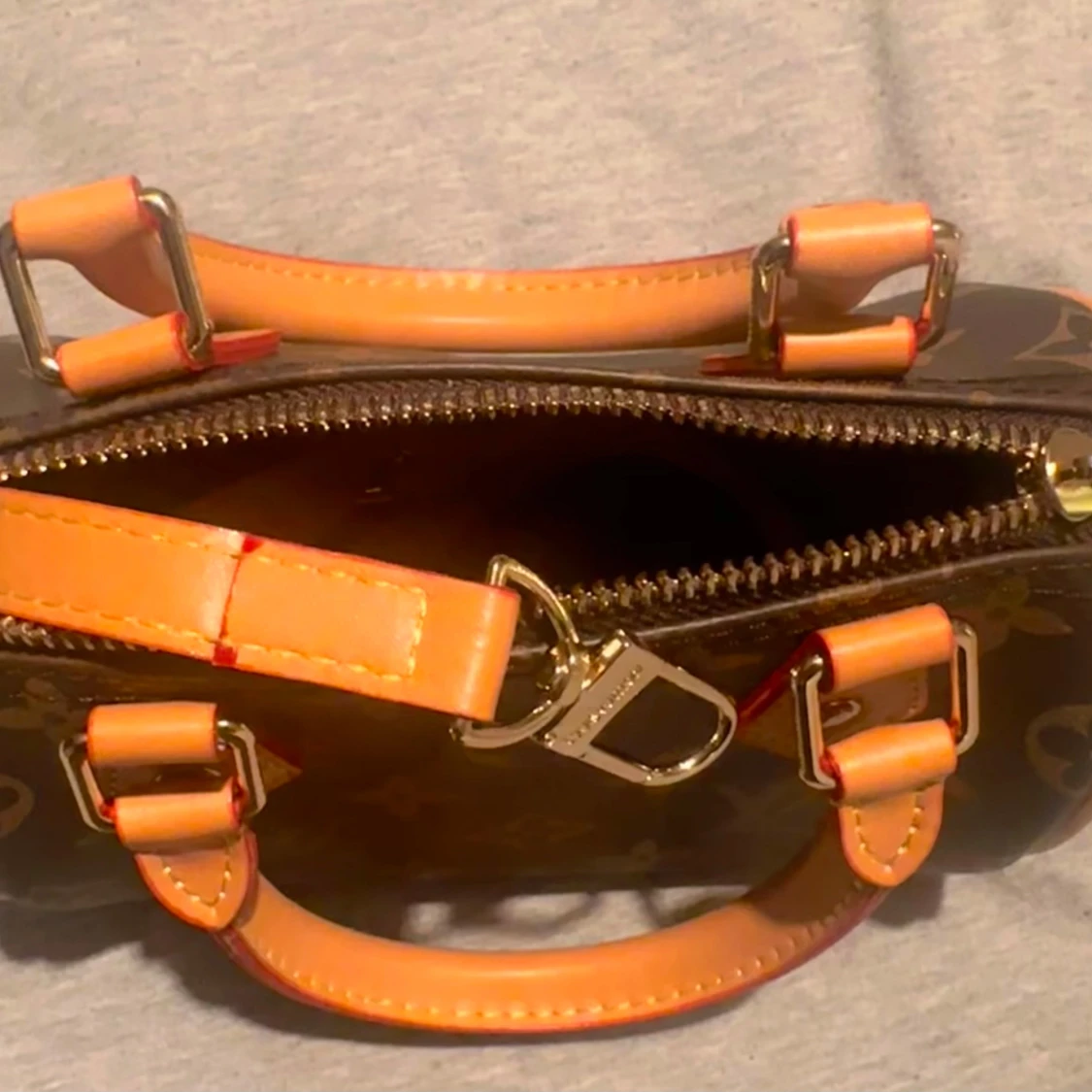 Brun liten väska  - 91