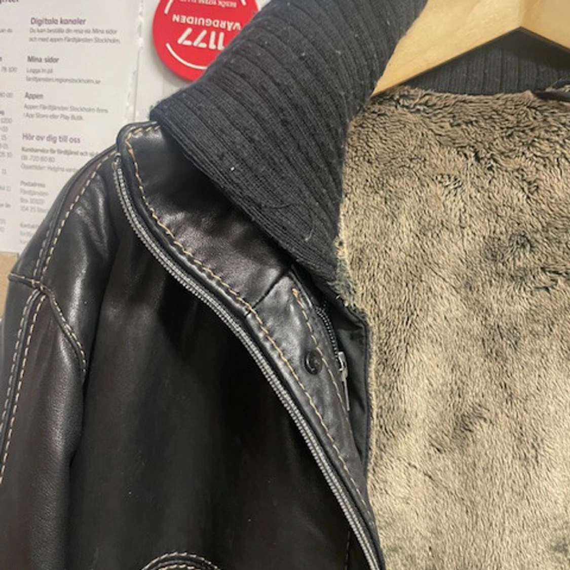 Svart skinnjacka från Trapper - 90