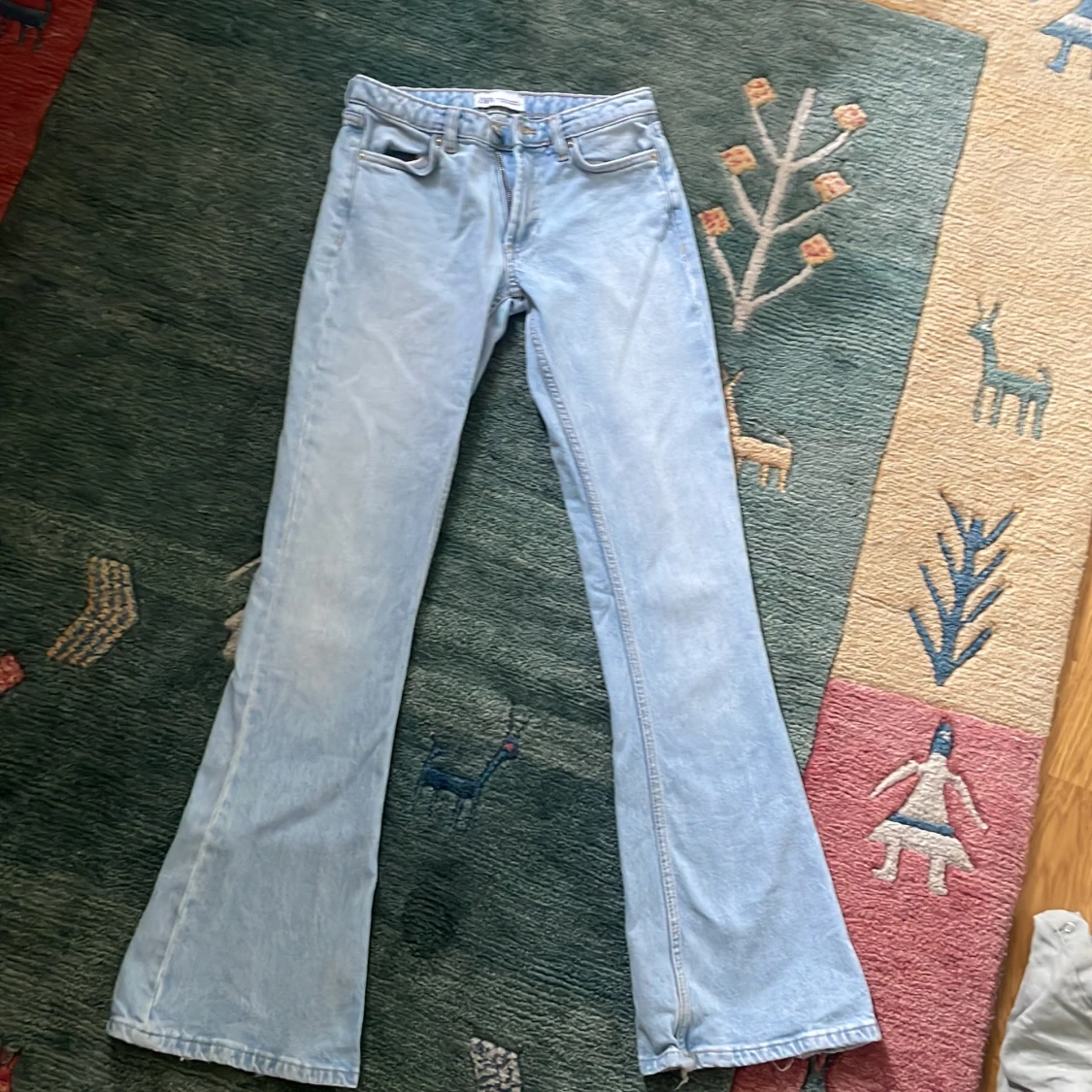 Zara jeans