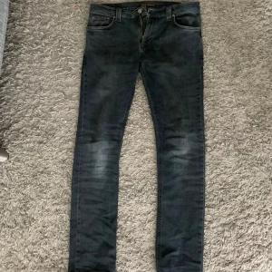 Nudie jeans - Säljer dessa snygga nudie jenas då de inte kommer till användning. Storlek 32/34