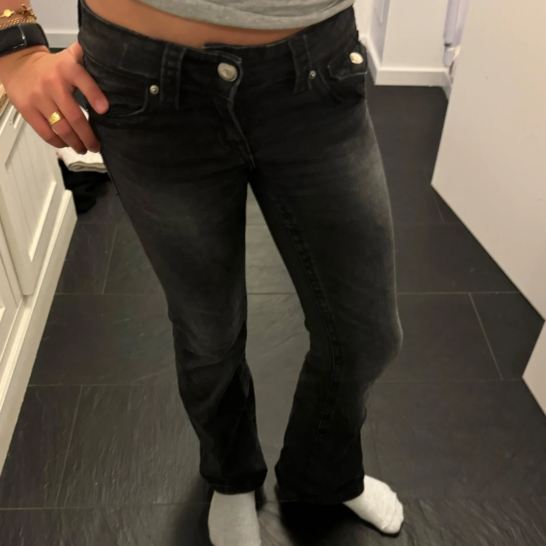 Jättesnygga jeans från Gina Young i storlek 146💗💗💗 - 92