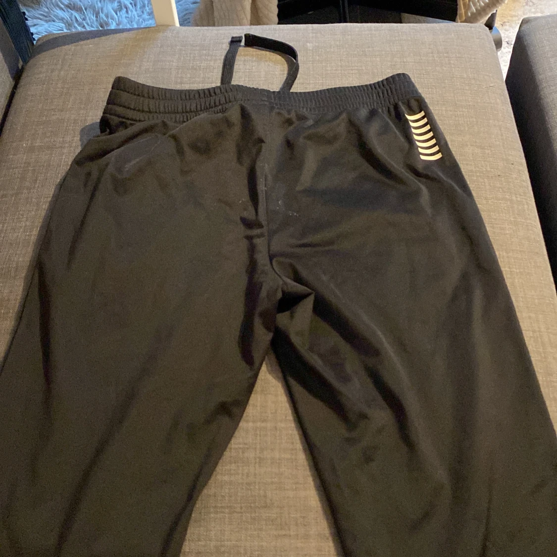 Svarta mjukisbyxor från EA7 - 90