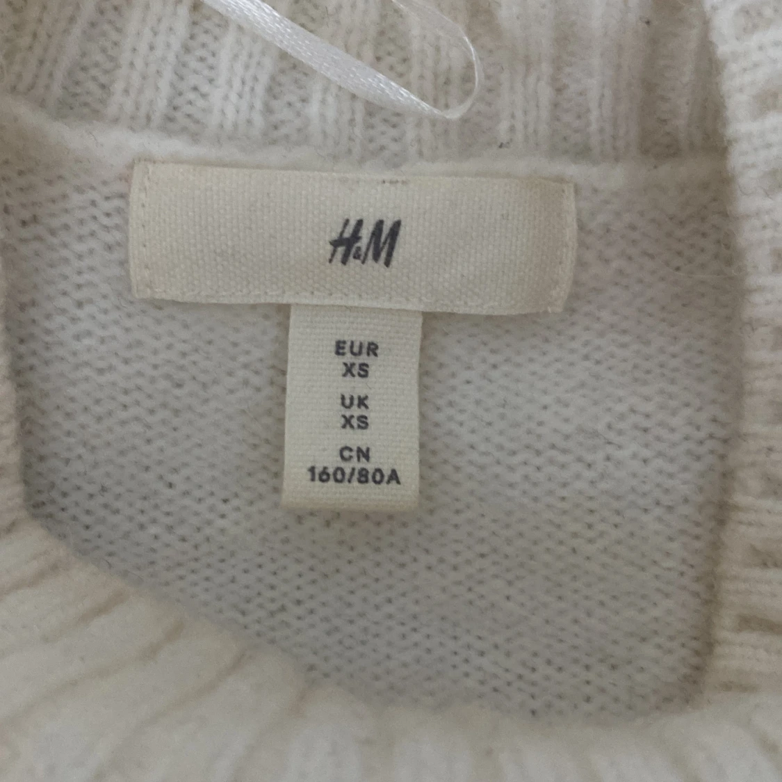 Randig stickad tröja - 2