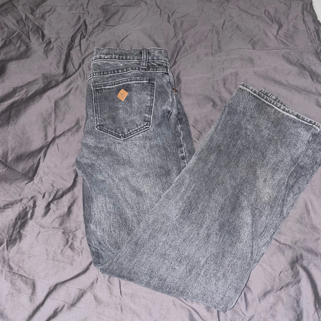 Lågmidjade gråa jeans  - 90