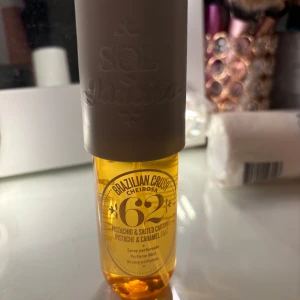 Sol De Janerio🧡 - Helt ny body mist/perfym från Sol De Janerio i nummer 62! Aldrig testat den på så den är 100% oanvänd. Kom provat för köp! Nypris: 250-450kr