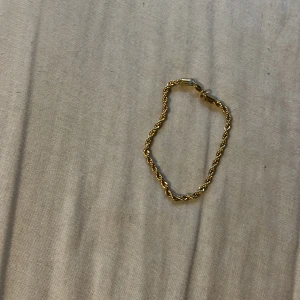 Guld armband tjedja  - Bra skick Inge sliten 