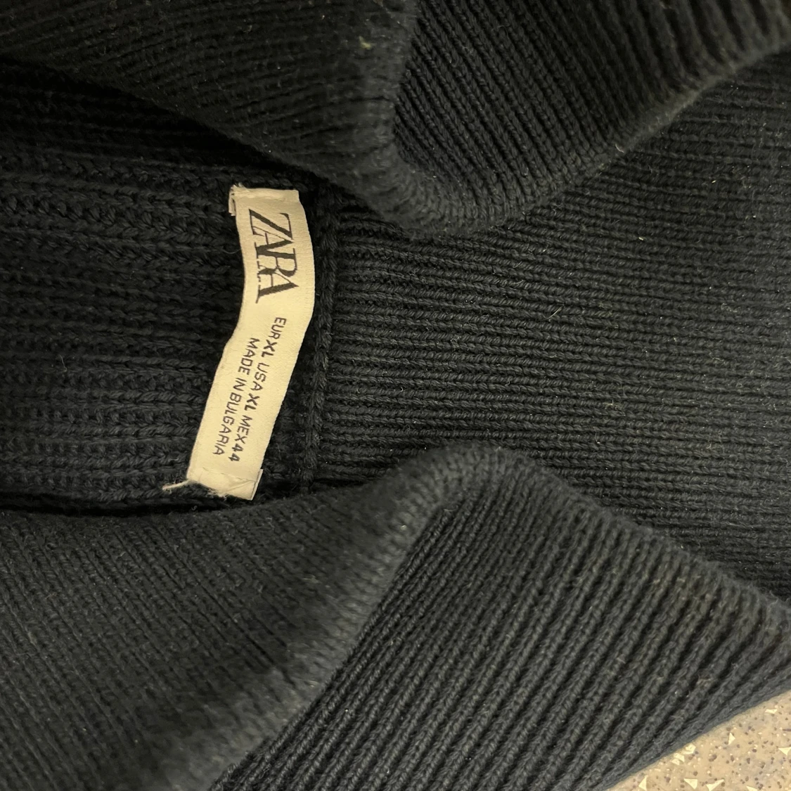 Marinblå quarterzip  - 92