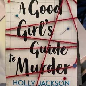 Bok - A Good Girls Guide to Murder - A Good Girls Guide to Murder Säljer denna nu då den är utläst, en infångande bok som jag kan rekommendera. Detta är också första boken i serien. Då jag vill bli av med den kan jag gå med på att pruta