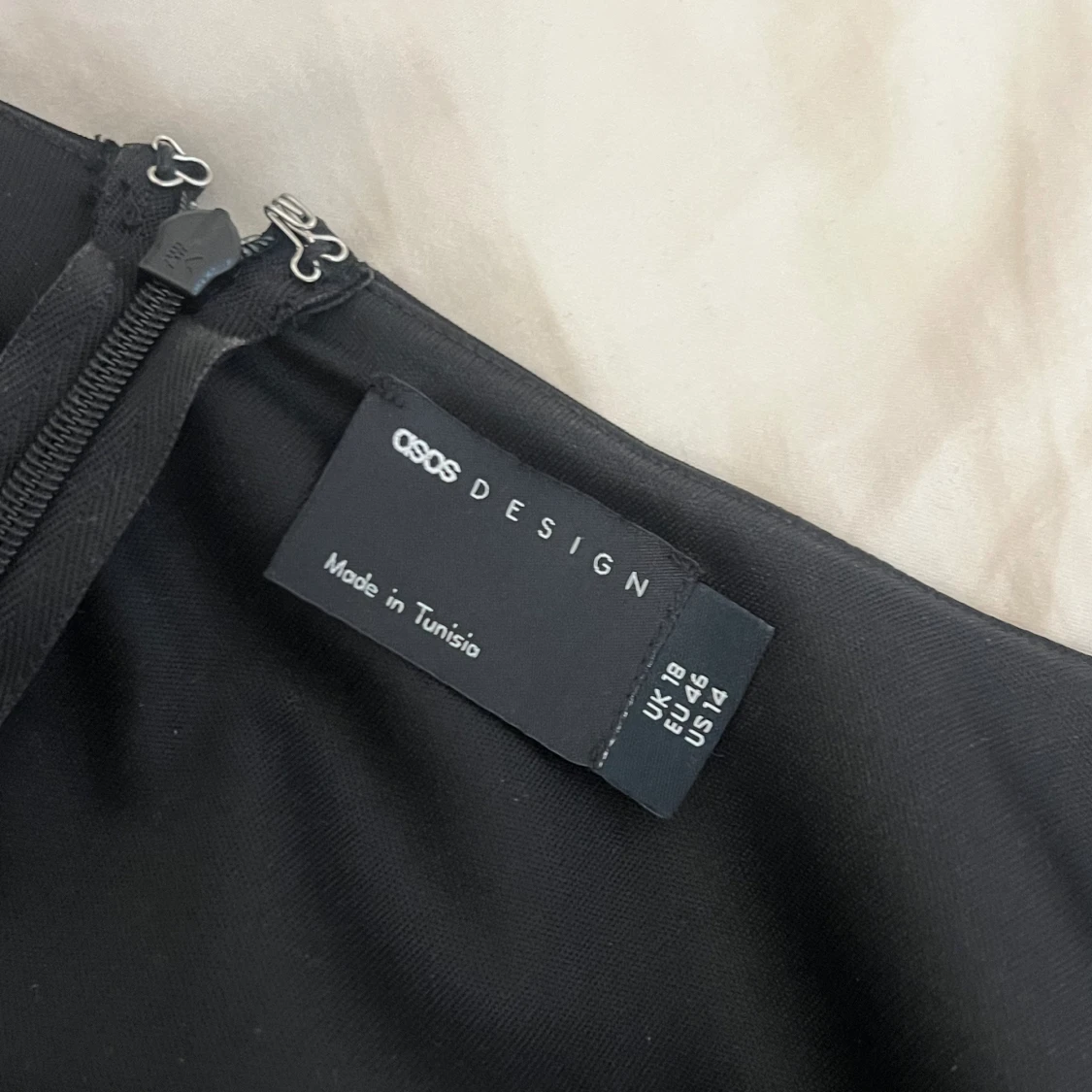 Svart festklänning  - 93