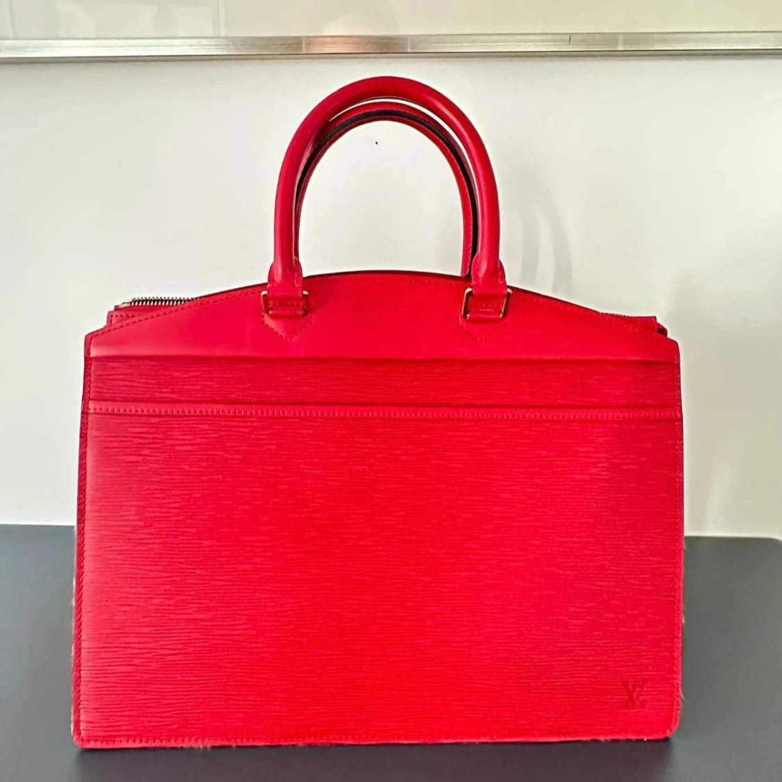 LV Epi Classic Collections - 90