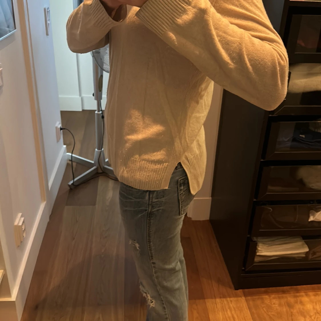 Beige stickad tröja från Massimo Dutti - 90