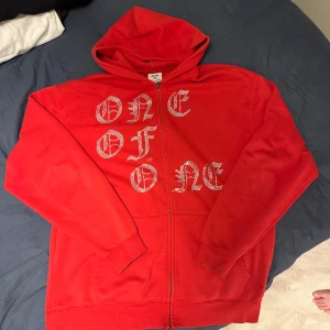 One of One tröja  - Säljer nu denna One of One tröja! Cond 9.5/10