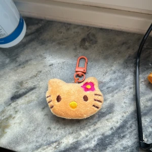 Hello Kitty nyckelring - Hello Kitty nyckelring❤️