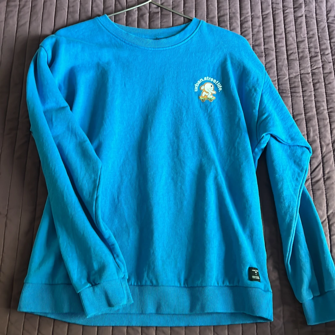 Blå tröja från 157 - 91