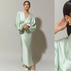 Ginas klänning  - Klänningen är helt nya o prislappen sitter kvar säljer för 499kr🥰🥰 Ordinarie priset är 699kr!