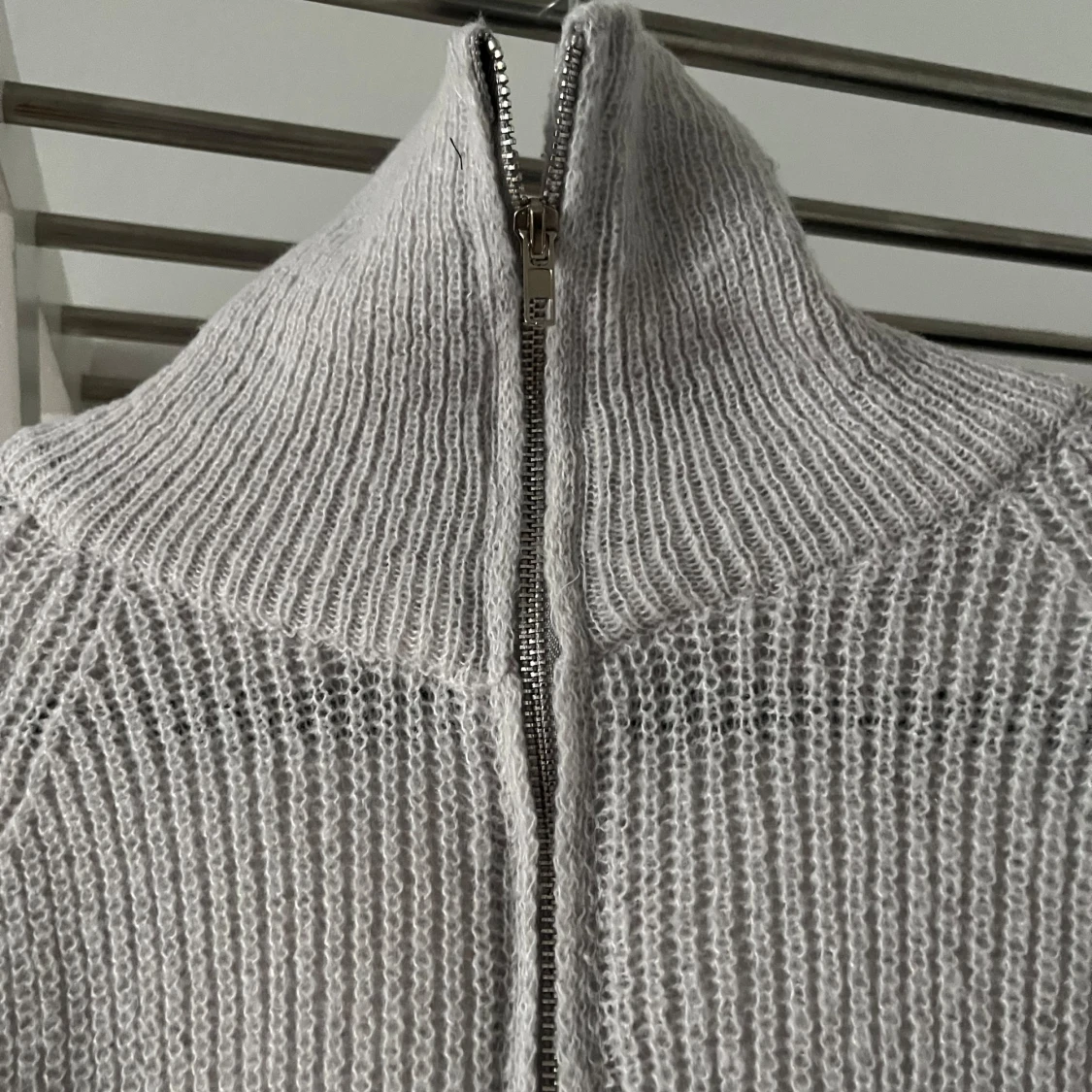 Stickad tröja  - 91