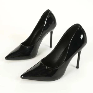 pumps - klassiska och eleganta pumps, har storlek 37 men tog 38 för bekvämligheten 🩷