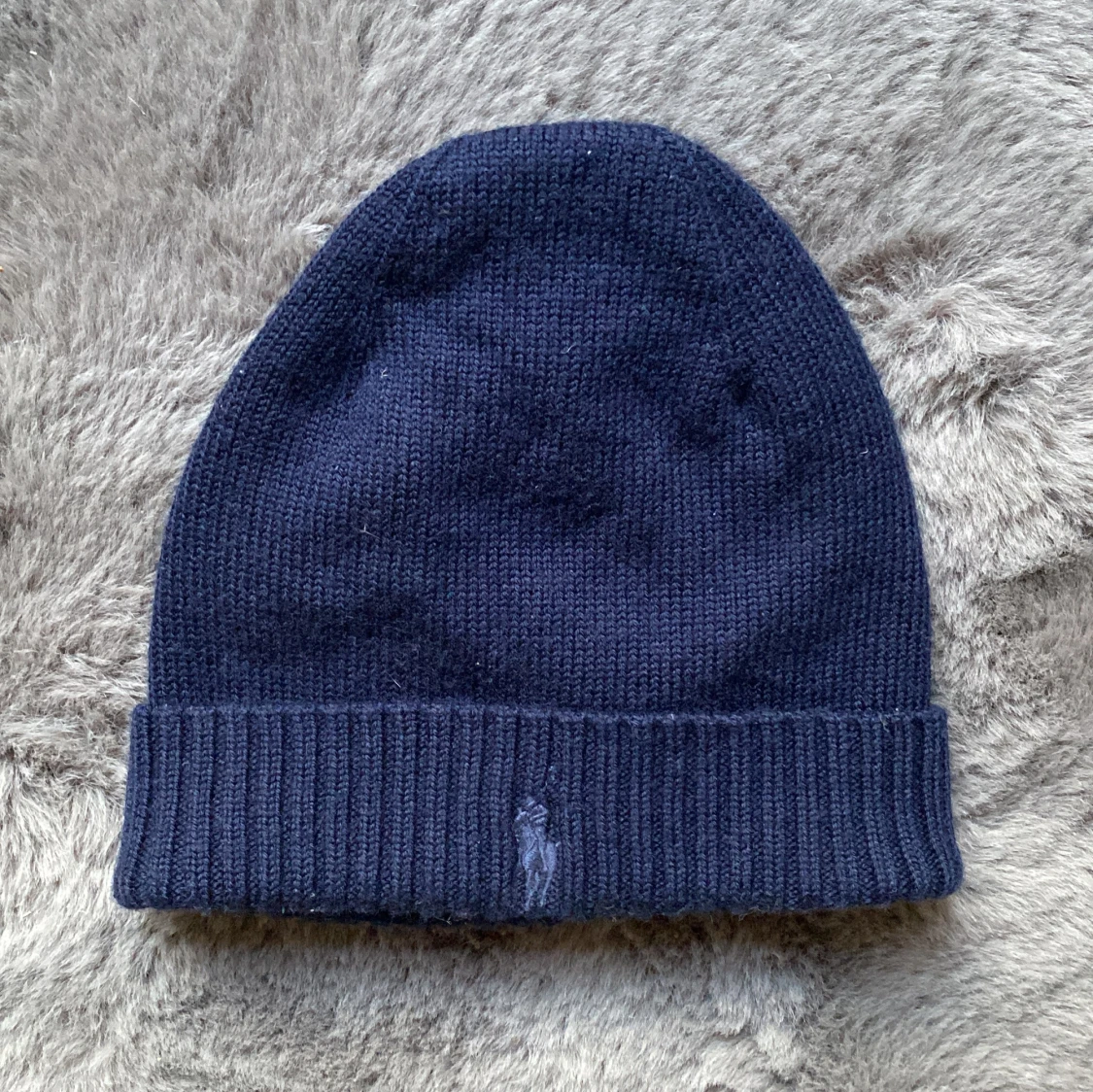 Mörkblå mössa från Polo Ralph Lauren