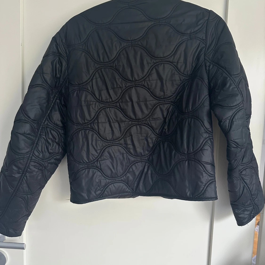 Svart quiltad jacka, Mango - 90