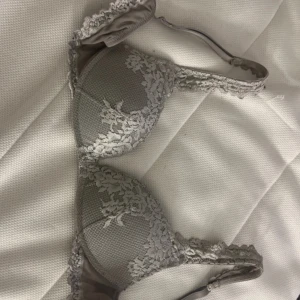 Intimissimi bh - Säljes då den inte passade