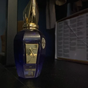 Xerjoff Torino 21 - Xerjoff Torino 21 med cirka 40-45ml kvar. Nypris 2000