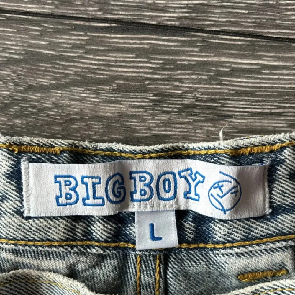 SÖKER EFTER LJUS BLÅ BIG BOYS I VILKET SKICK SOM HELST.. Jeans & Byxor.