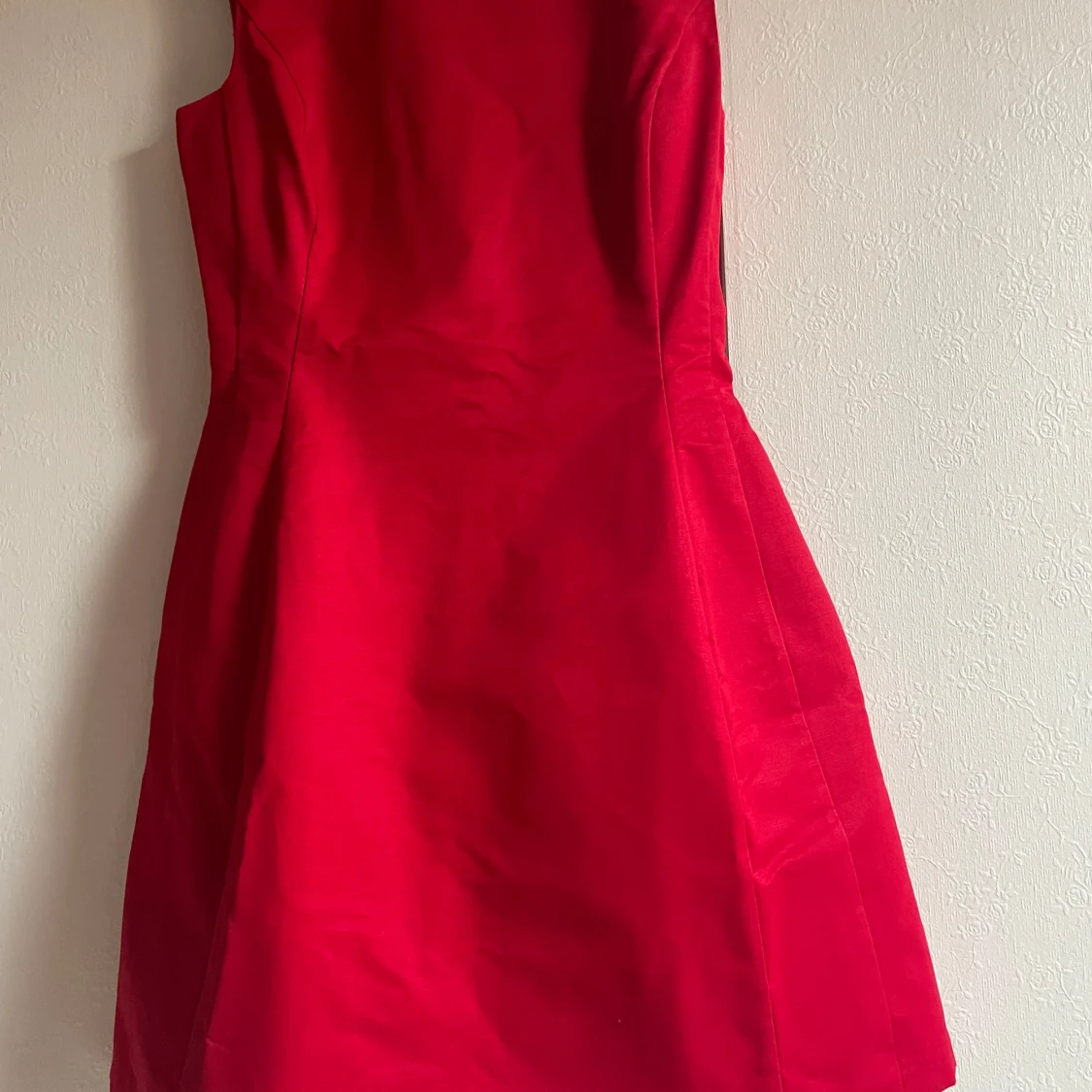 Röd klänning från Belle by Oasis - 90