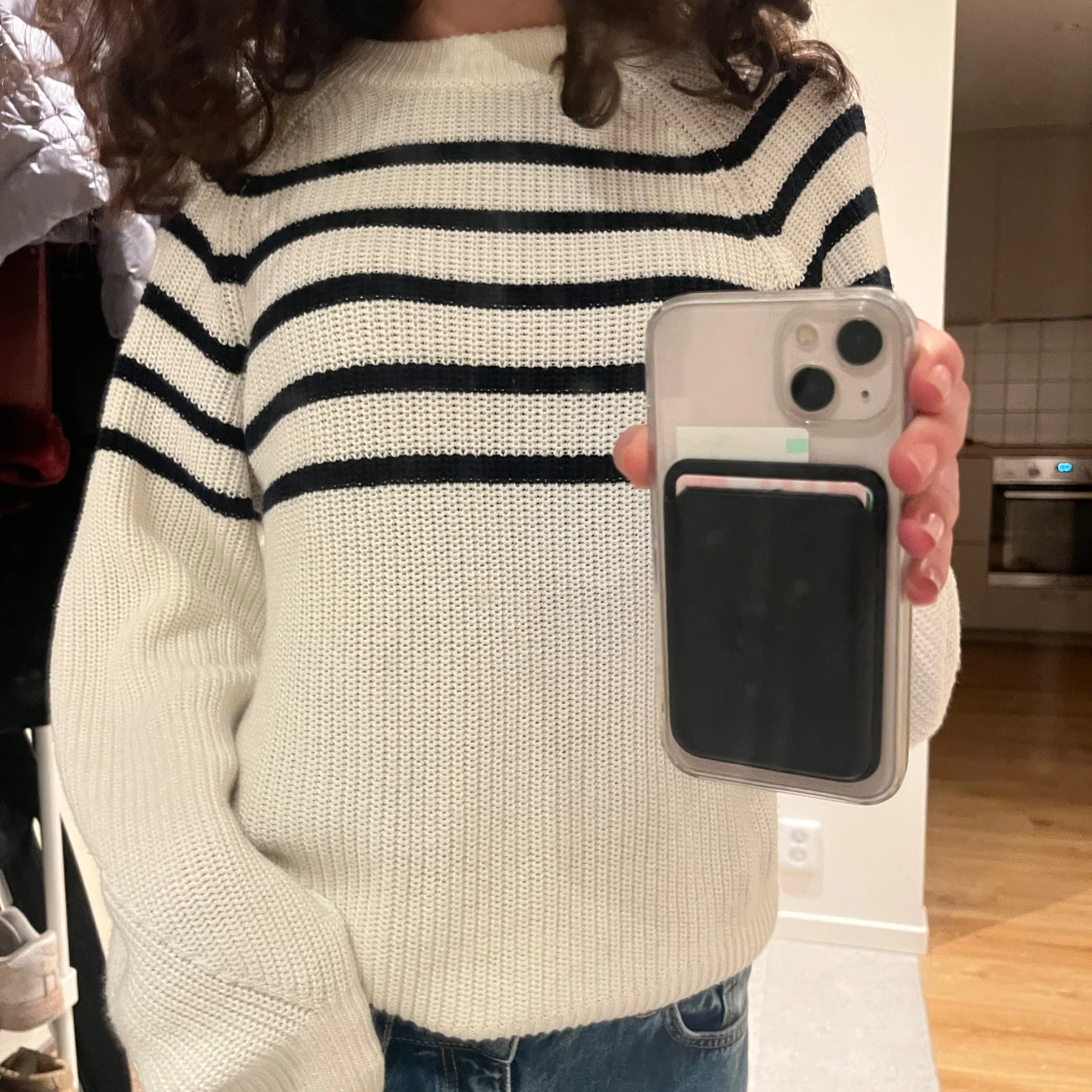 Vit och blå randig stickad tröja - 90