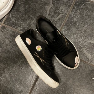 Axel Arigato sushi - Svarta Axel arigato